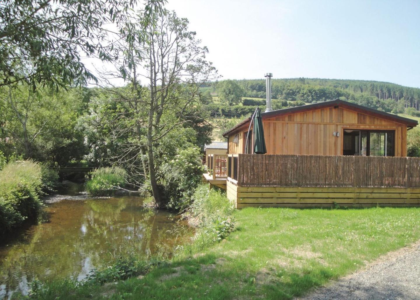 Clun Valley Lodges Clunton Extérieur photo